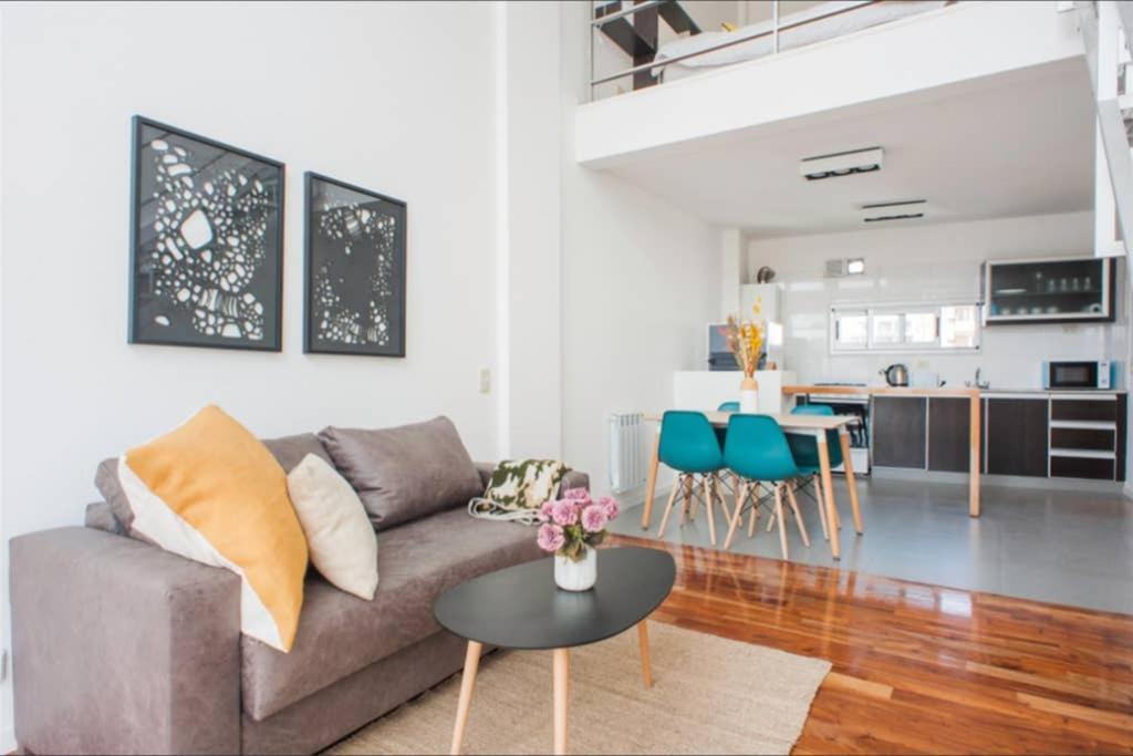 Appartamento Luminosos Loft En Recoleta 2 Cuadras Del Subte Buenos Aires Esterno foto