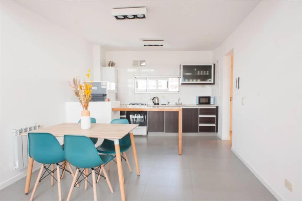 Appartamento Luminosos Loft En Recoleta 2 Cuadras Del Subte Buenos Aires Esterno foto