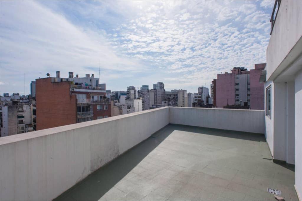Appartamento Luminosos Loft En Recoleta 2 Cuadras Del Subte Buenos Aires Esterno foto